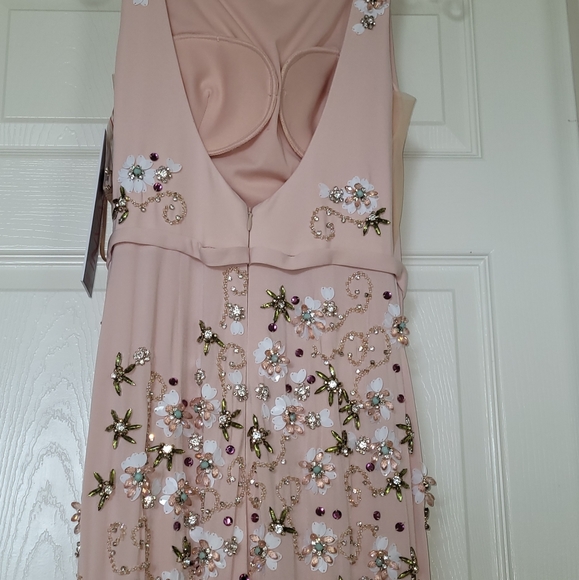 Jovani Gown with crystal applique - Picture 4 of 6